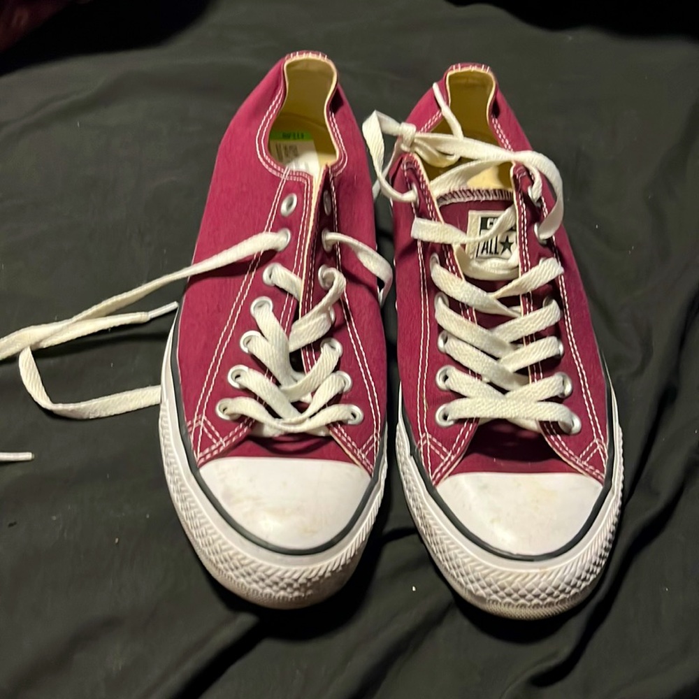 Red converse